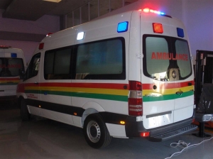 mercedes-benz-ambulance-conversion (4)           